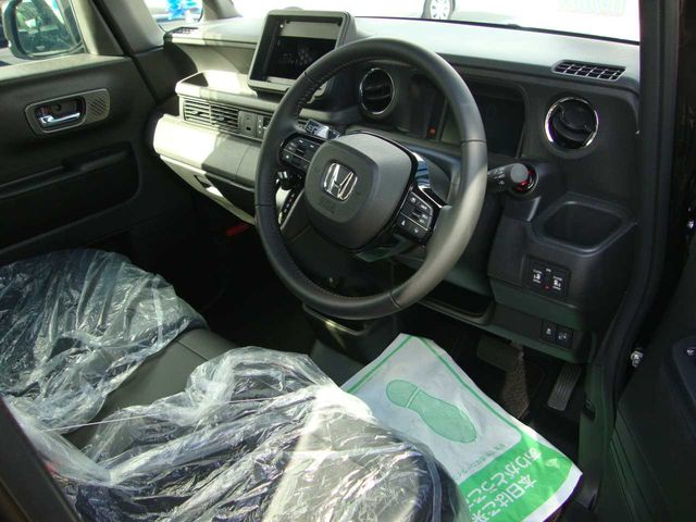 HONDA N BOX CUSTOM 2023