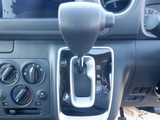 NISSAN CARAVAN van 2WD 2025