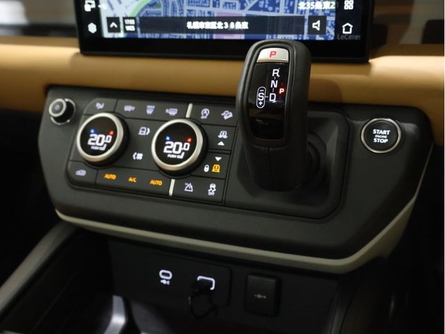 ROVER ROVER DEFENDER 2024