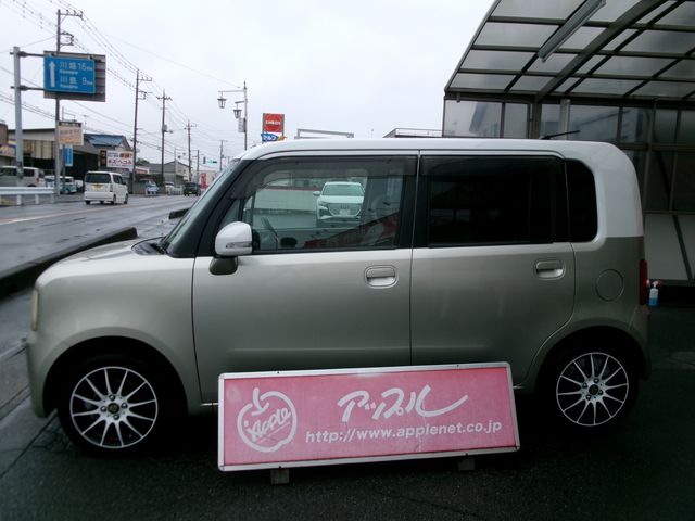DAIHATSU MOVE CONTE 2011