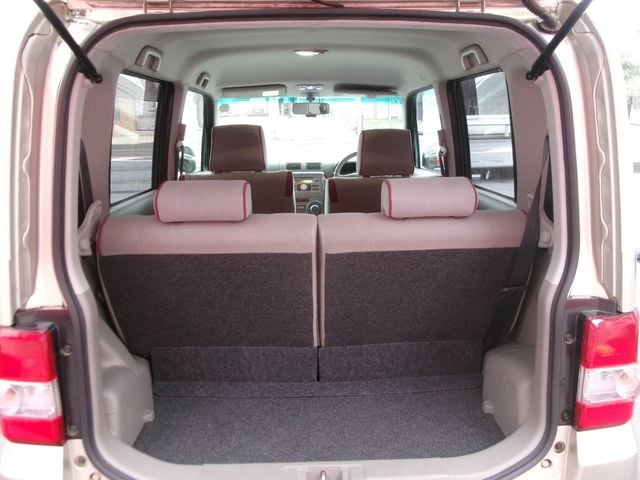 DAIHATSU MOVE CONTE 2011