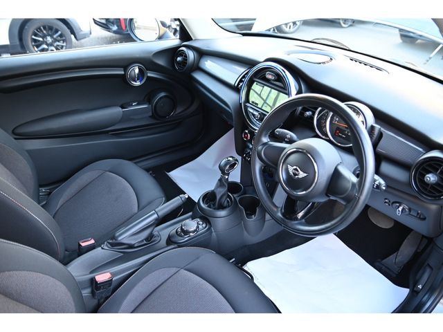 BMW BMW MINI COOPER D 2017