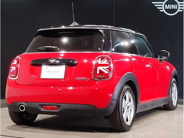 BMW MINI COOPER D 2020