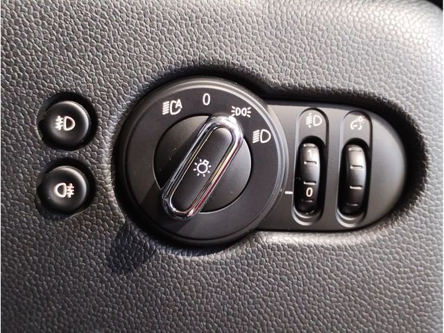 BMW MINI COOPER D 2020