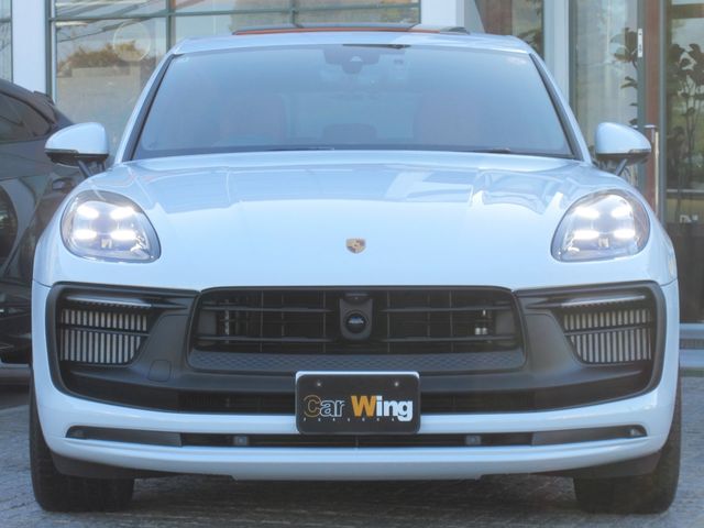 PORSCHE PORSCHE Macan 2025