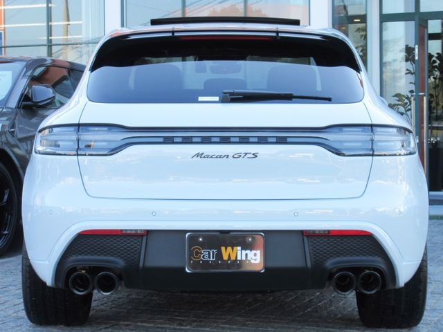 PORSCHE PORSCHE Macan 2025