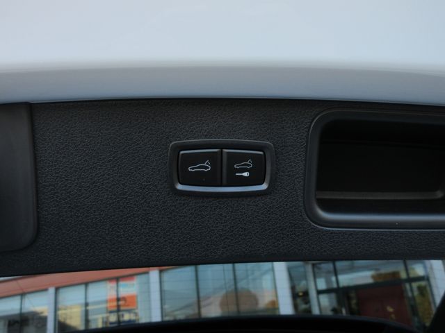 PORSCHE PORSCHE Macan 2025