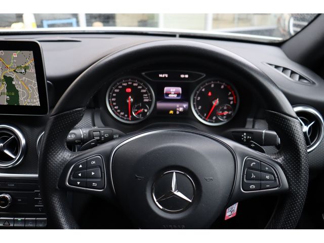 MERCEDES BENZ MERCEDES BENZ A class 2018