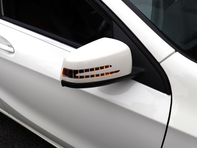 MERCEDES BENZ MERCEDES BENZ A class 2018