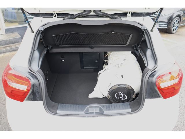 MERCEDES BENZ MERCEDES BENZ A class 2018