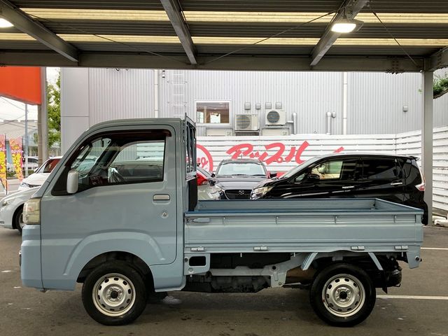 DAIHATSU HIJET truck 4WD 2014