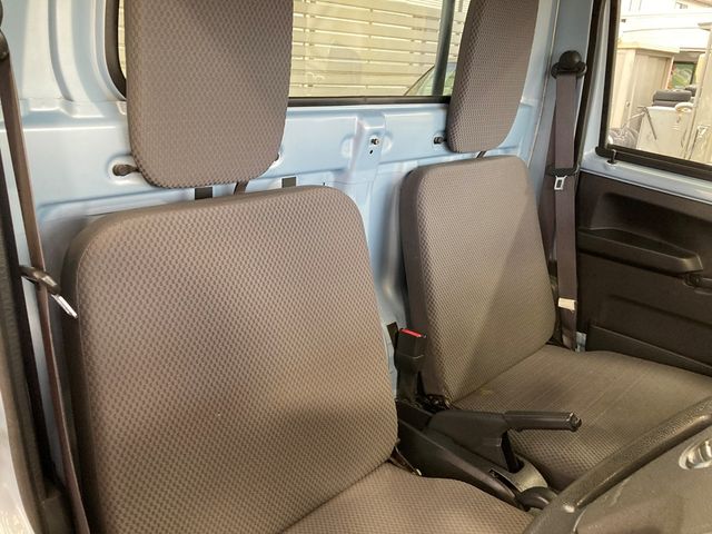 DAIHATSU HIJET truck 4WD 2014