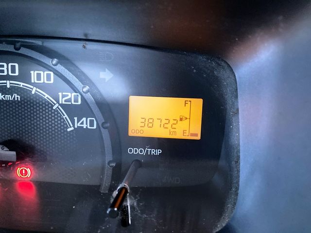 DAIHATSU HIJET truck 4WD 2014