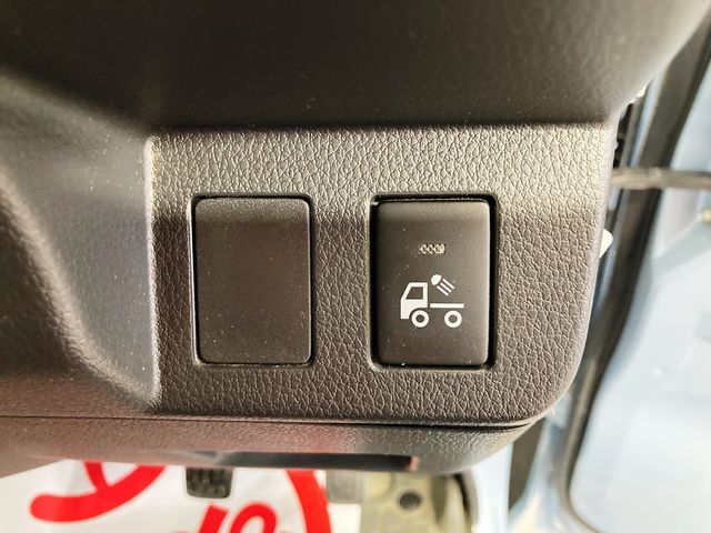 DAIHATSU HIJET truck 4WD 2014