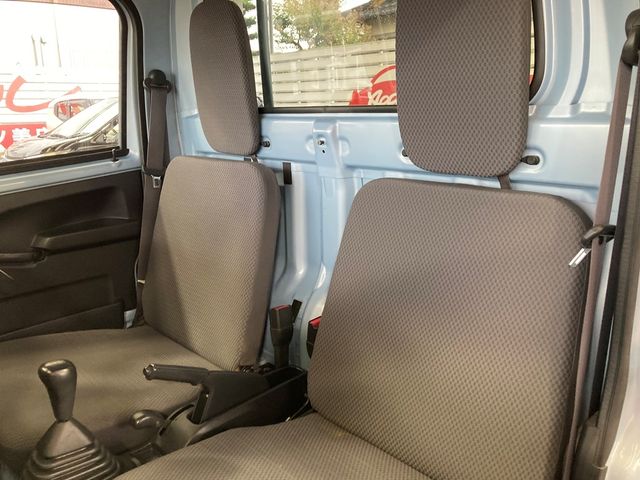 DAIHATSU HIJET truck 4WD 2014