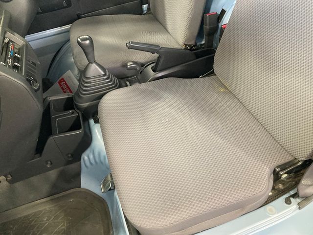 DAIHATSU HIJET truck 4WD 2014