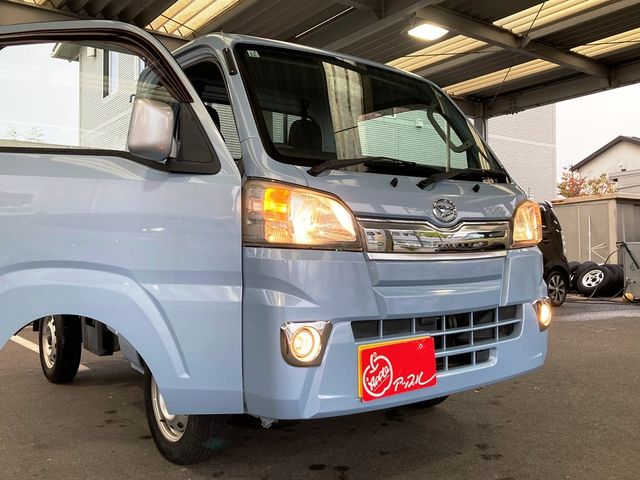 DAIHATSU HIJET truck 4WD 2014