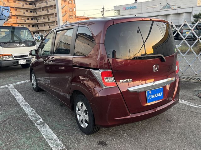HONDA FREED 2015