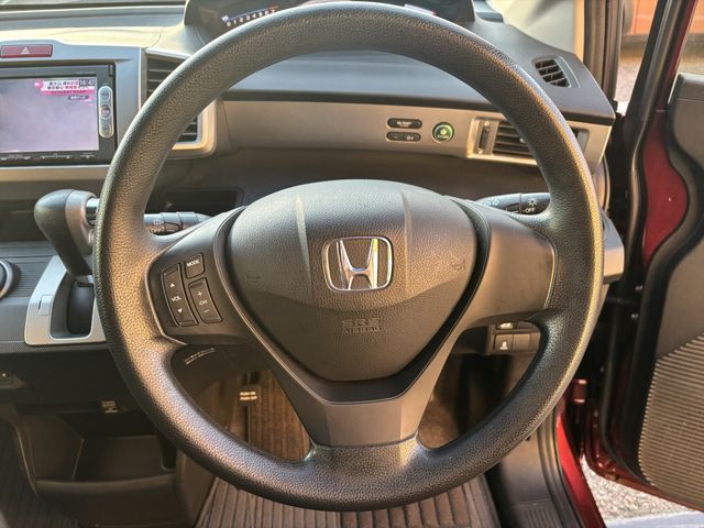 HONDA FREED 2015