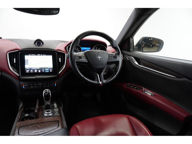 MASERATI MASERATI GHIBLI Sedan 2017