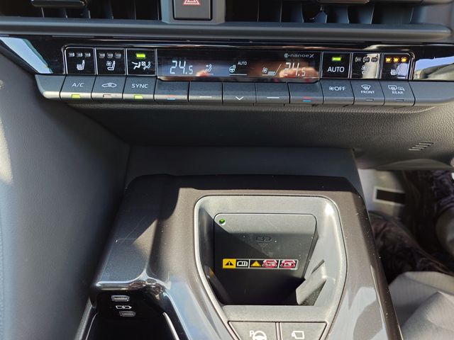 TOYOTA CROWN SPORT 2024