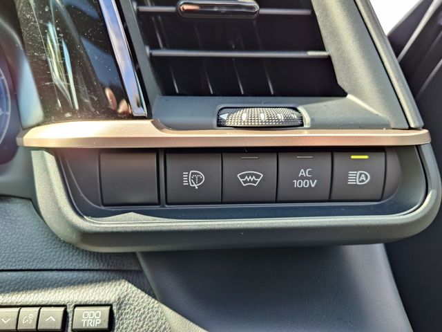 TOYOTA CROWN SPORT 2024