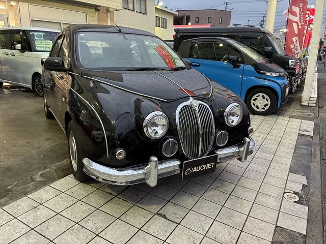 MITSUOKA VIEWT 2012