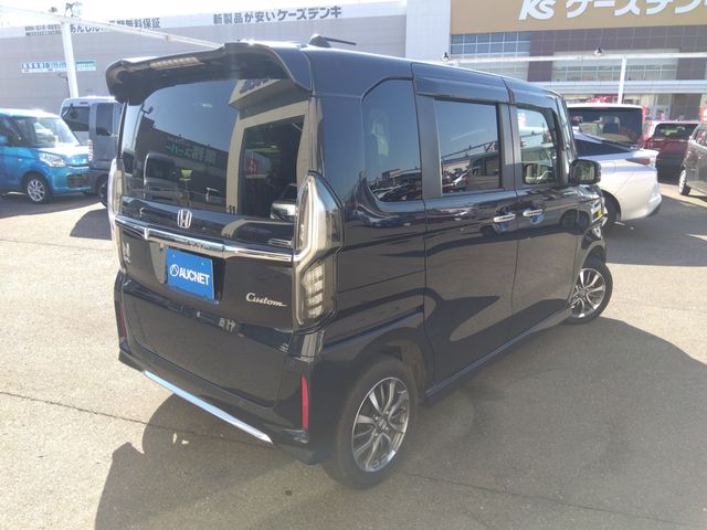 HONDA N BOX CUSTOM 4WD 2022