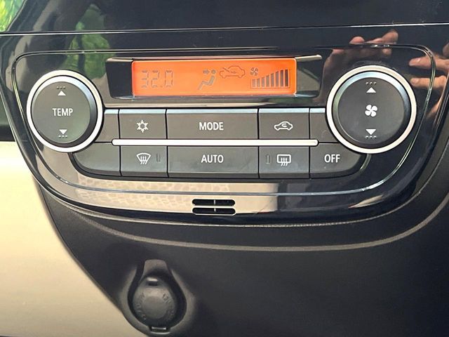 MITSUBISHI MIRAGE hatchback 2012