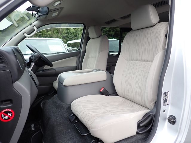 NISSAN NV350 CARAVAN WAGON 2018