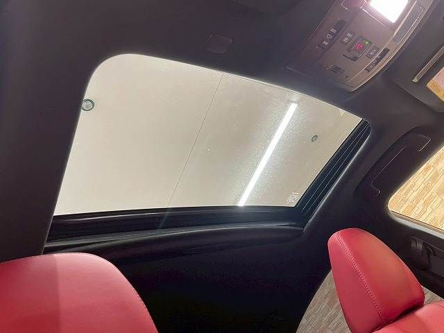 TOYOTA LEXUS IS300 2020