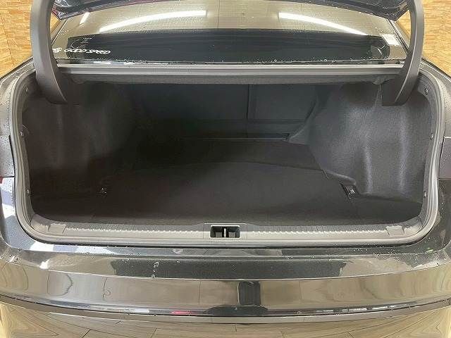 TOYOTA LEXUS IS300 2020