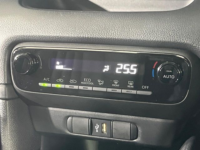 TOYOTA YARIS HYBRID 2022