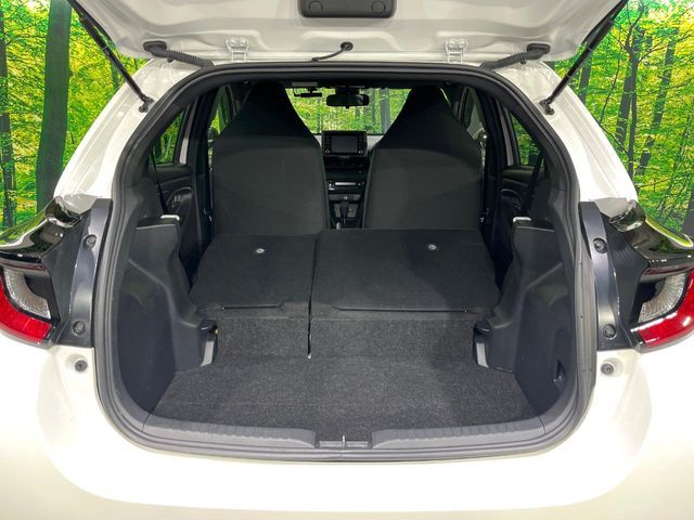 TOYOTA YARIS HYBRID 2022