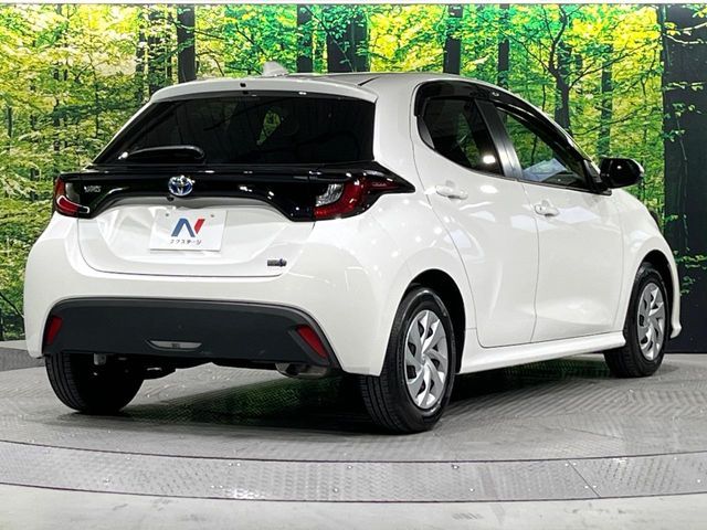 TOYOTA YARIS HYBRID 2022