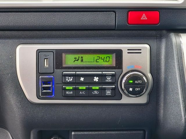 TOYOTA HIACE wagon 2018