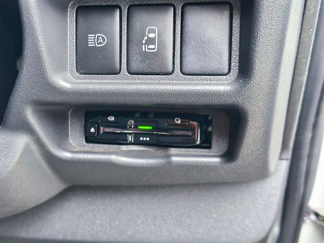 TOYOTA HIACE wagon 2018