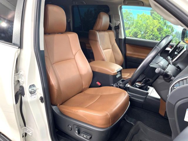 TOYOTA LANDCRUISER PRADO 2021