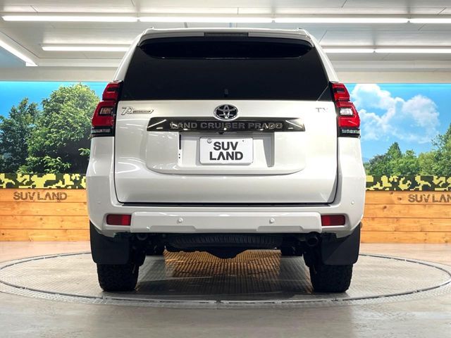 TOYOTA LANDCRUISER PRADO 2021