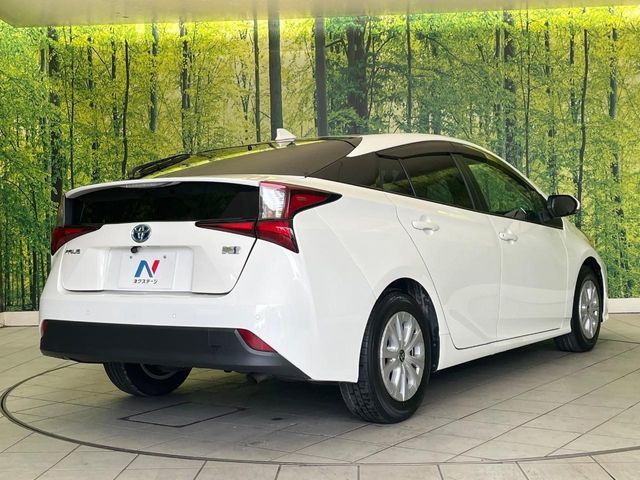 TOYOTA PRIUS 2022
