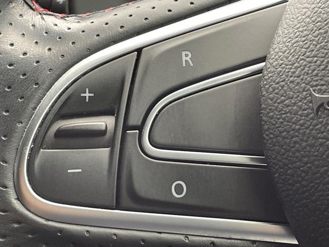 RENAULT RENAULT MEGANE hatchback 2018