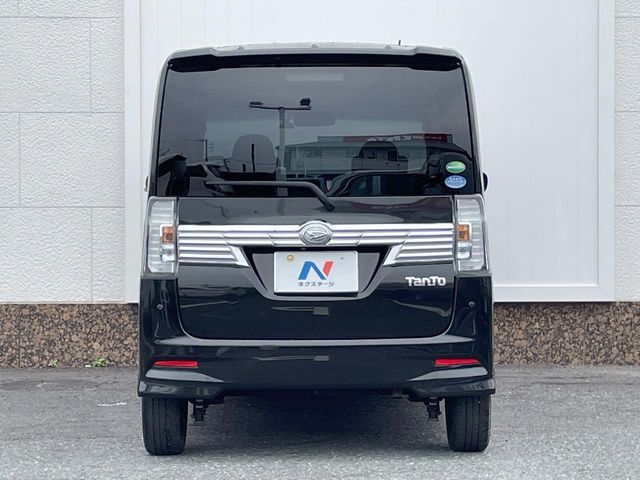 DAIHATSU TANTO CUSTOM 2017