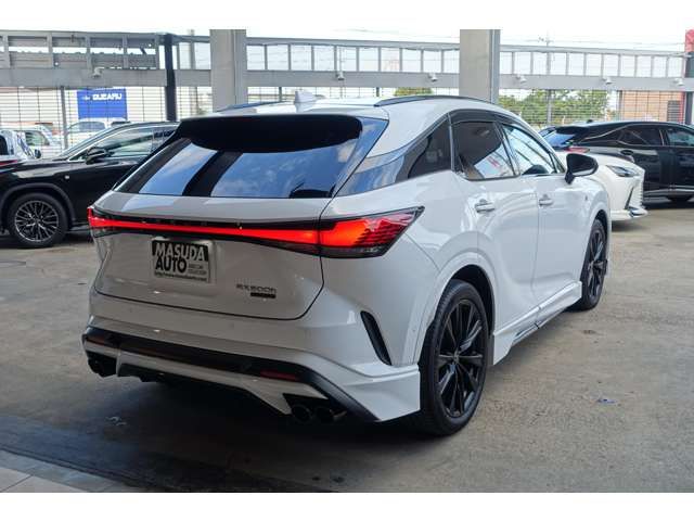 TOYOTA LEXUS RX500h 2023