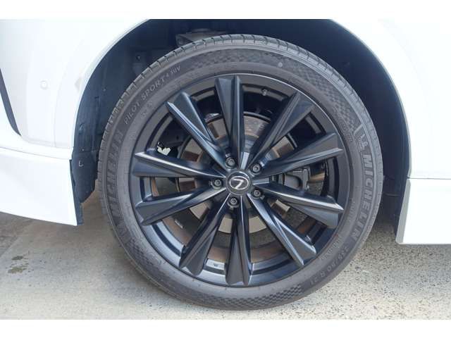 TOYOTA LEXUS RX500h 2023