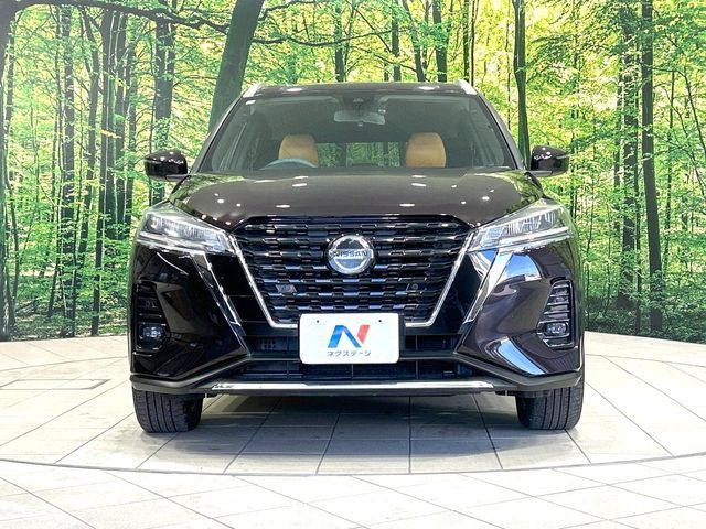 NISSAN KICKS 2020