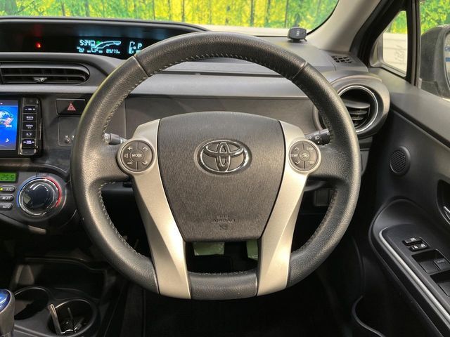 TOYOTA AQUA 2014