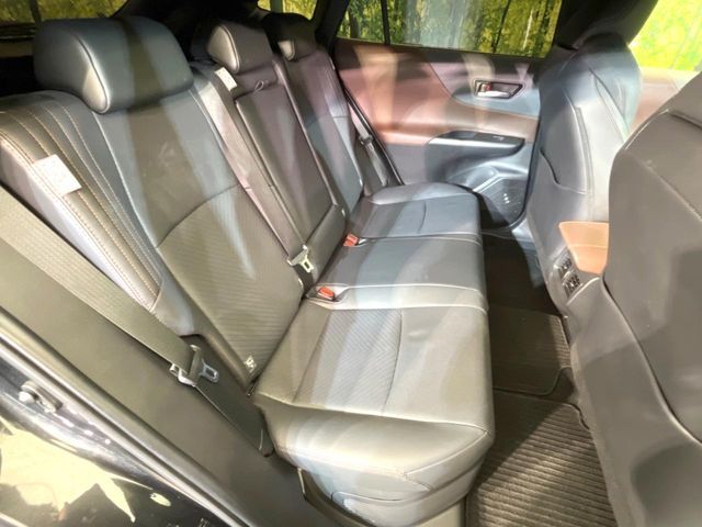 TOYOTA HARRIER HYBRID 2021