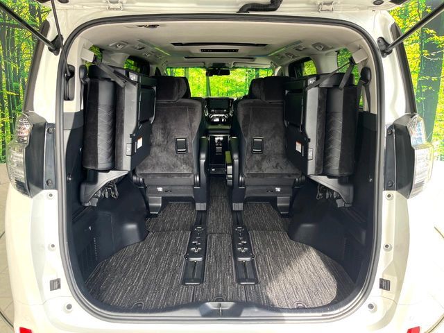 TOYOTA VELLFIRE 2017