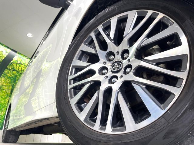 TOYOTA VELLFIRE 2017