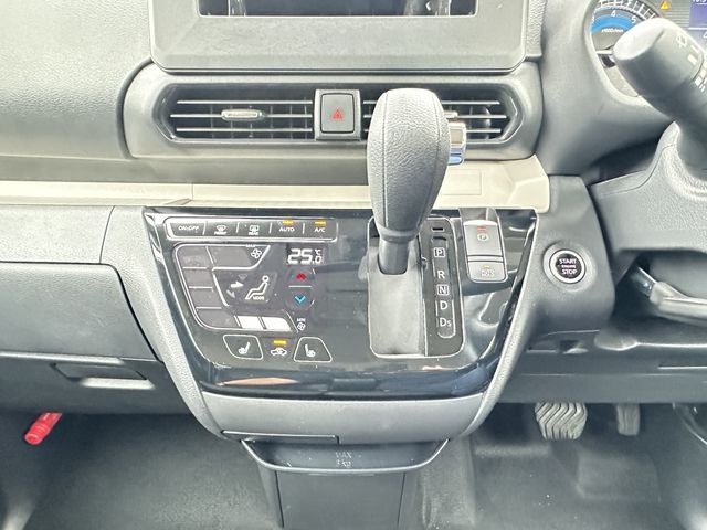 MITSUBISHI DELICA MINI 2024